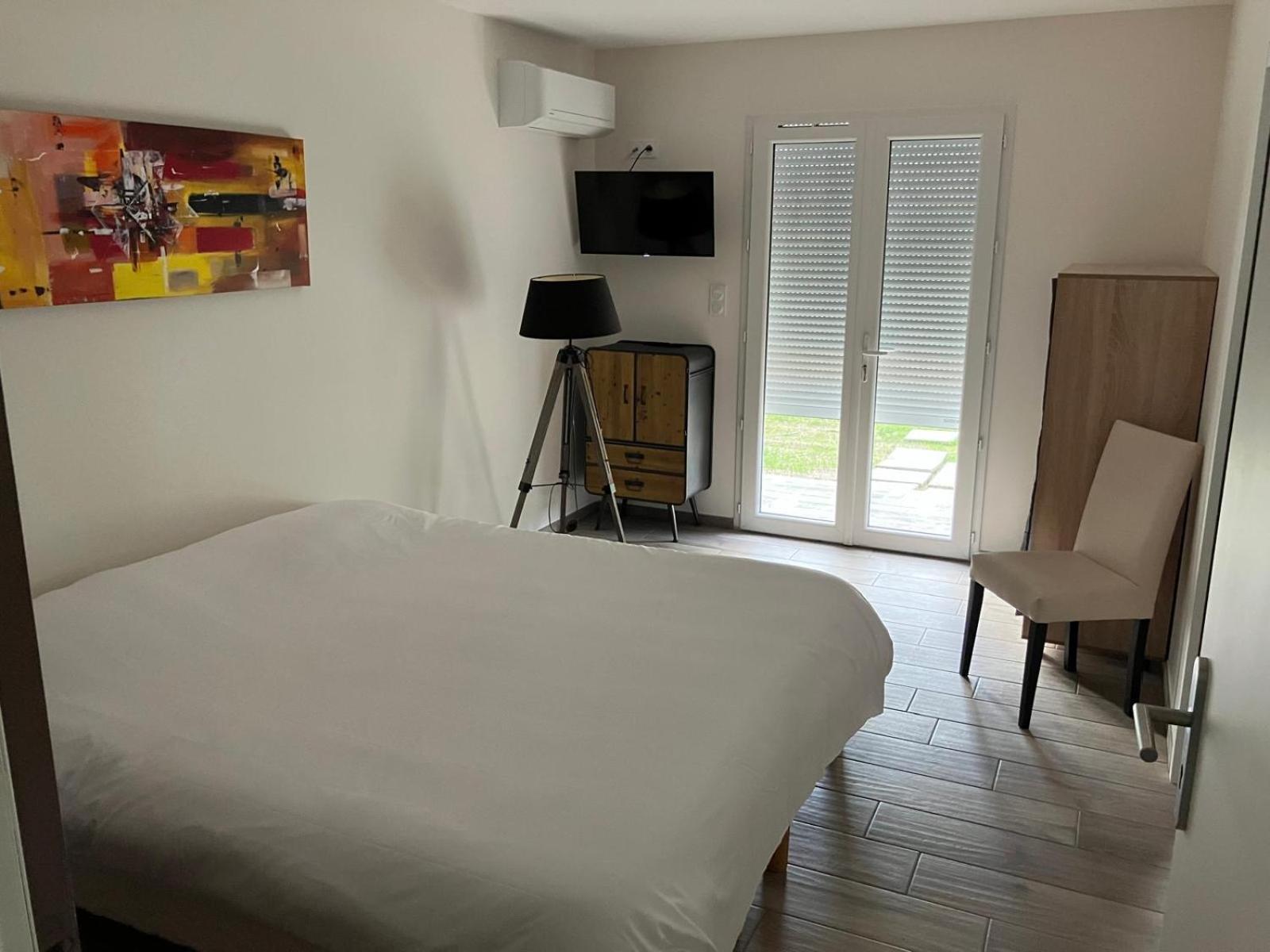 Domaine Des Peyries - Chambres Et Table D'Hotes Saint-Barthelemy-d'Agenais Екстер'єр фото